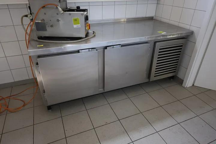 Küchenzeile Maße: 800 x 85 x 83 cm